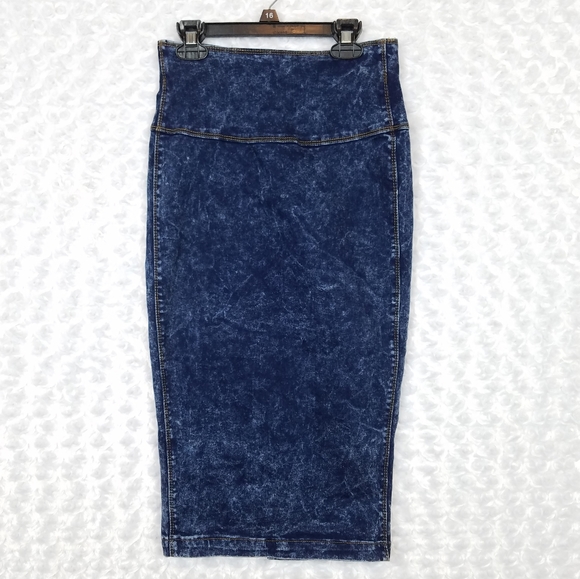 Roma Studio Dresses & Skirts - Dark Acid Wash Pencil Skirt